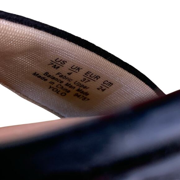 Life Stride YOLO Black Strappy Wedge Sandals Sz 7M NWOT Comfort Stretch Wedgess - Picture 8 of 9